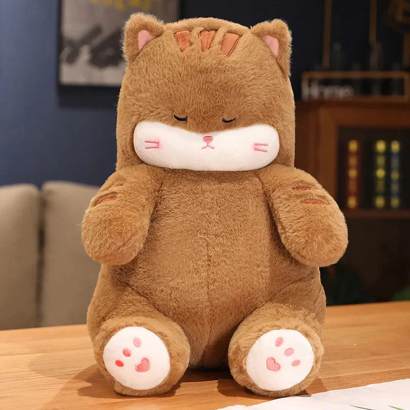 Napping Noodle Cat Plüsch – Kuscheltier Katze weich und niedlich für Kinder